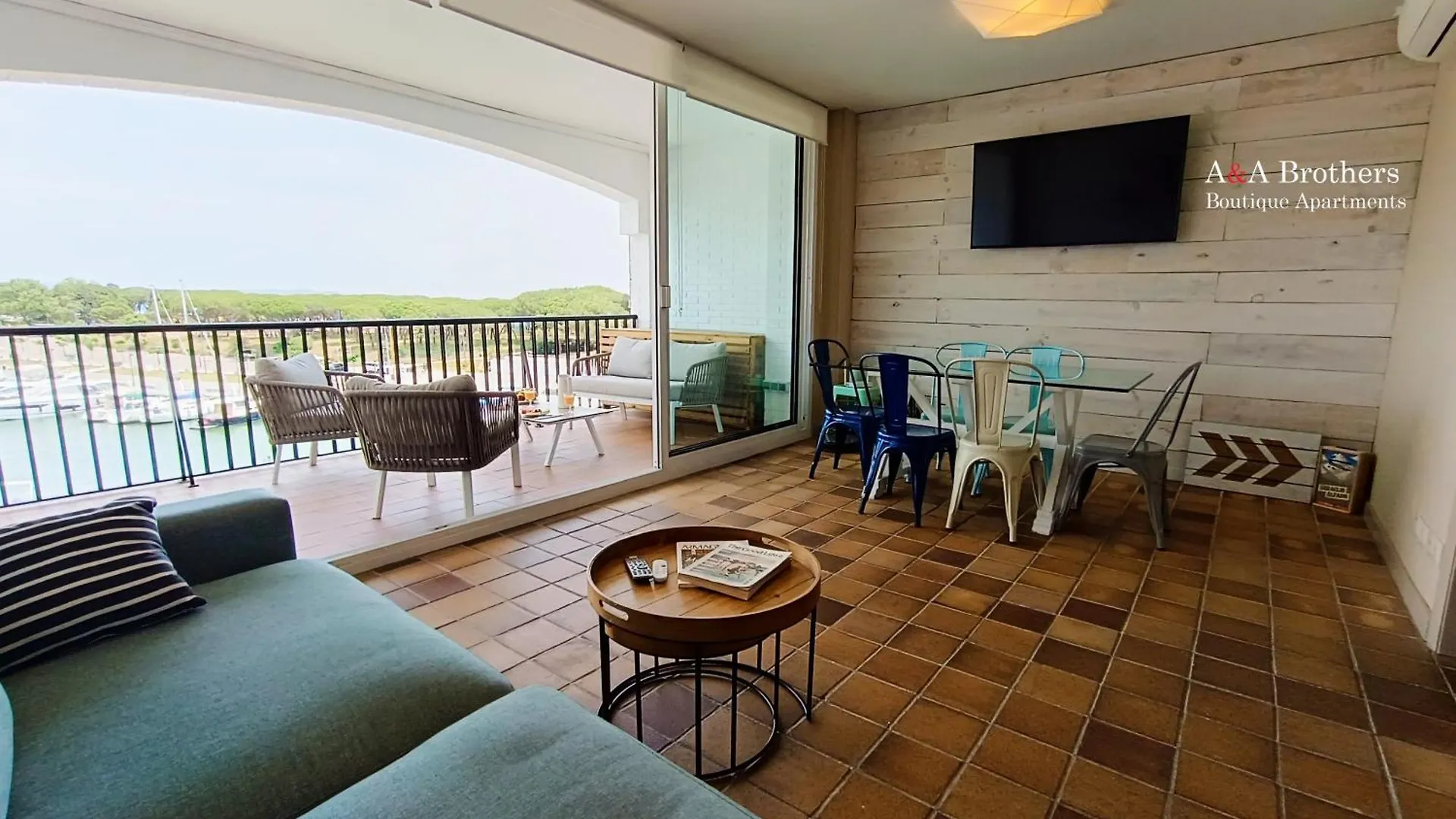 A&A Brothers Boutique Platja d'Aro Apartment